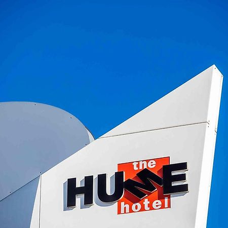 Nightcap At Hume Hotel Bankstown Kültér fotó